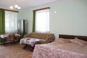 Cottage, плохо владею интернетом, для бронирования-звоните по телефону,цена за человека 5000АMD, Dilijan